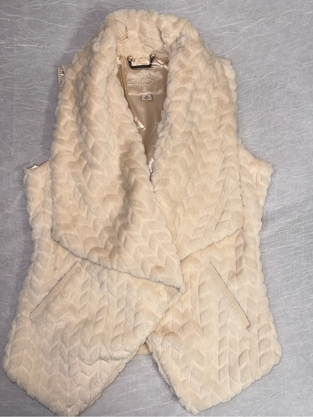 JouJou Women’s Small Cream Faux Fur Vest Draped Collar Lined Pockets